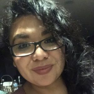 Meet your Posher, Fabiola